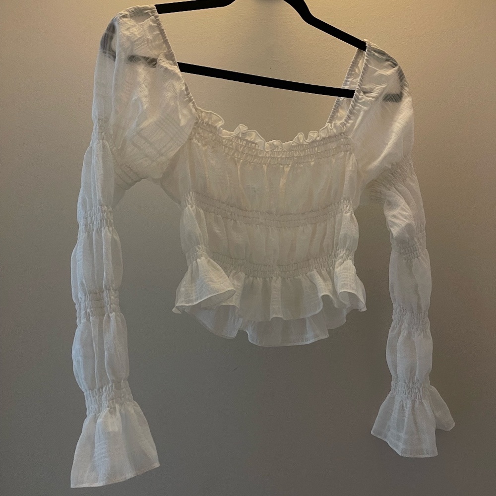 Gauze touched crop top